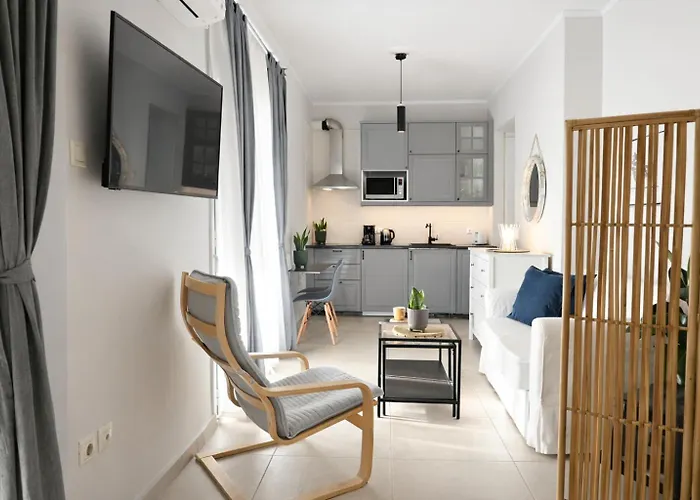 Nueva Era @ Athens Heart , Romvis Apartments